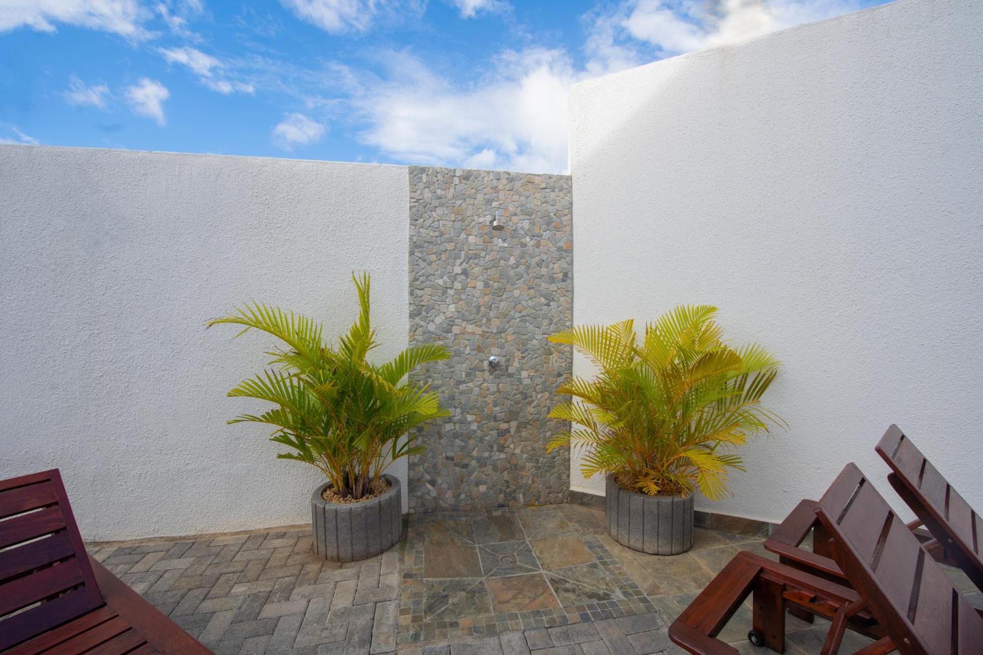 Golden Square Villa & Private Pool Flic-en-Flacq エクステリア 写真